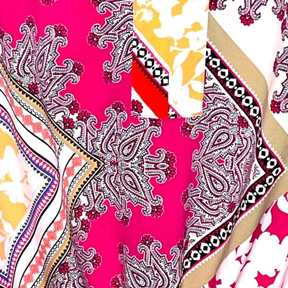 Chico’s Tie Front Boho Mixed print Top.  Size 8-10 (Chicos size one) - Picture 2 of 4